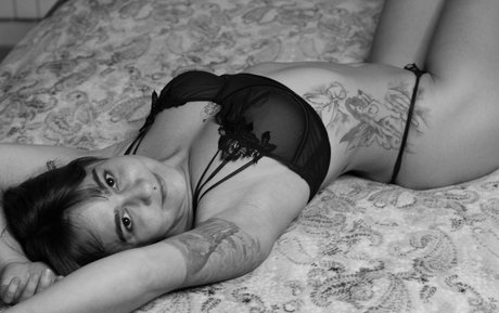 interracialdesir3 beautiful model pictures