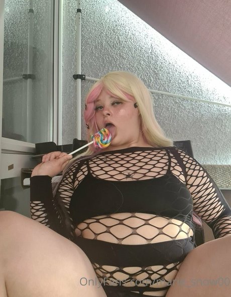 marie snow00 Profile pic