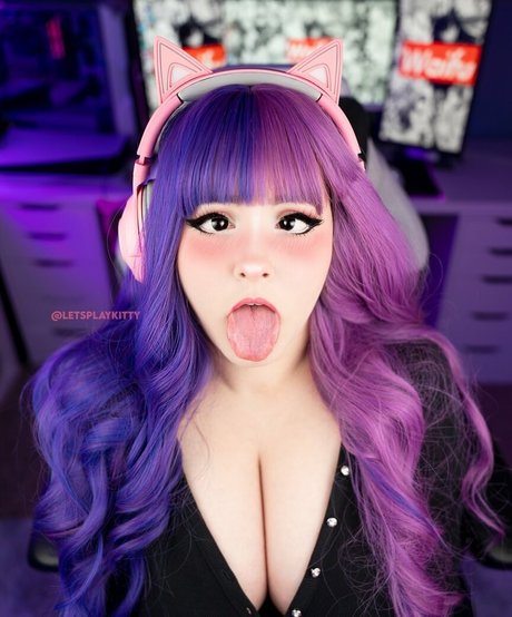 busty onlyfans sexy nudes img