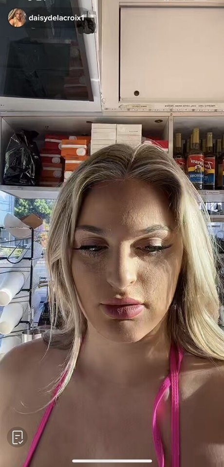 blonde hot wife onlyfans hot nude pic