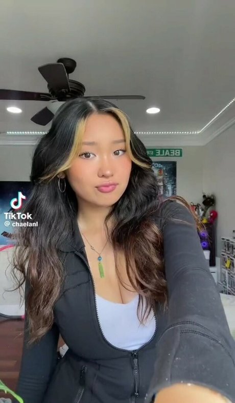 Chaela model best pics