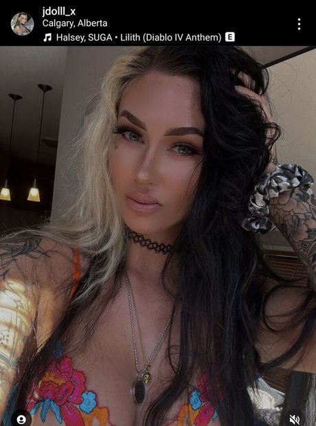 JDolll x xxx pornstar photos