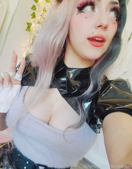 dahliaparisi model nice photo