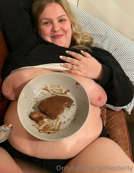 ellesbelly exclusive pornstar images