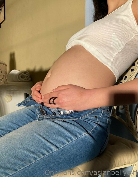 asianbellygirl top model galleries
