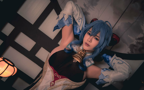 Minichu Thai pornstar hd pics