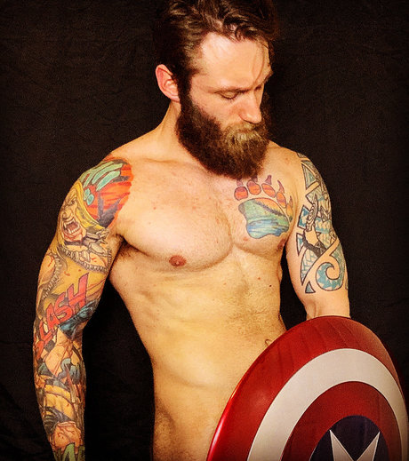 Muscle Nerd hot model pics