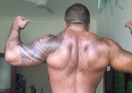 Musclebearbrazil pretty model pic