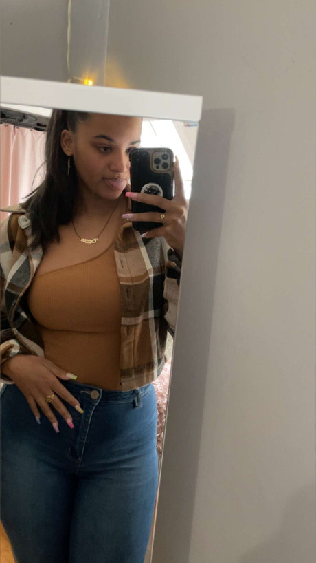 Makalaa_ high quality model gallery