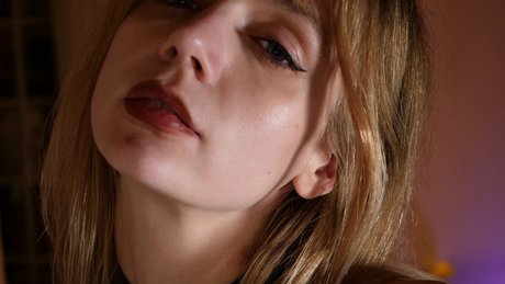 Muffinmoon erotic star photos