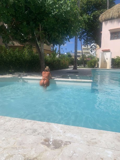 Nathalie your erotica_ pretty star image