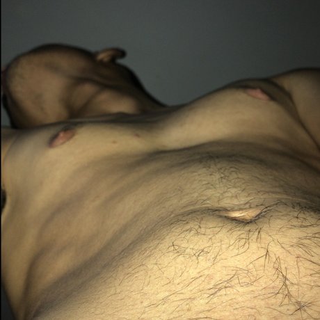 Dylamz hot nice model galleries