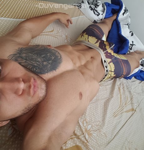 Duvan Garcia free star photo