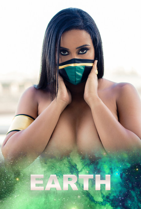 Mariana Jade LEWD Cosplay model perfect pics