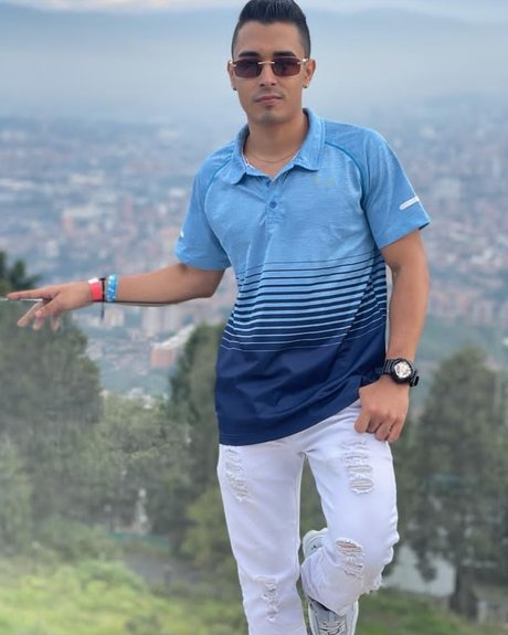 Duvan Vasquez xxx actress photo