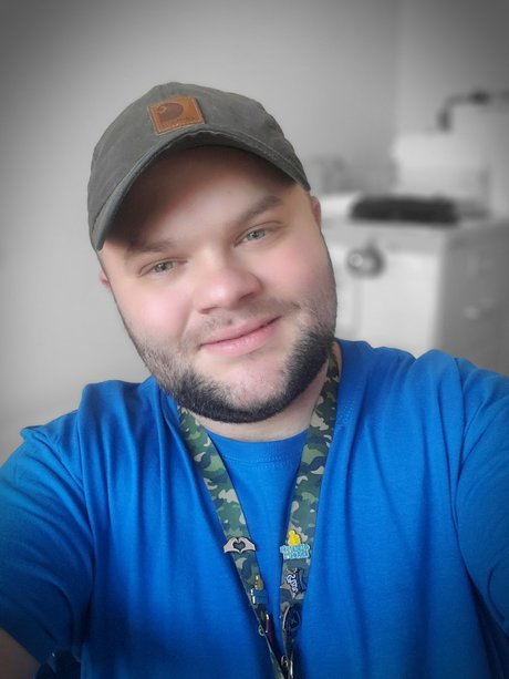 Brian E Vanwinkle model free image