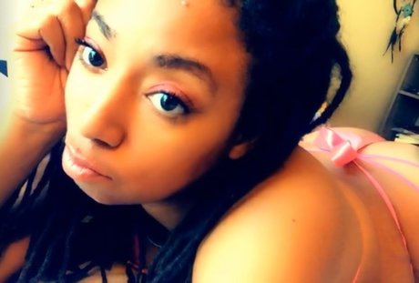 Goldielocs hot pornstar image