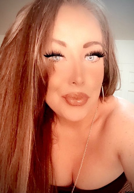 MsNikki221 high quality model photos