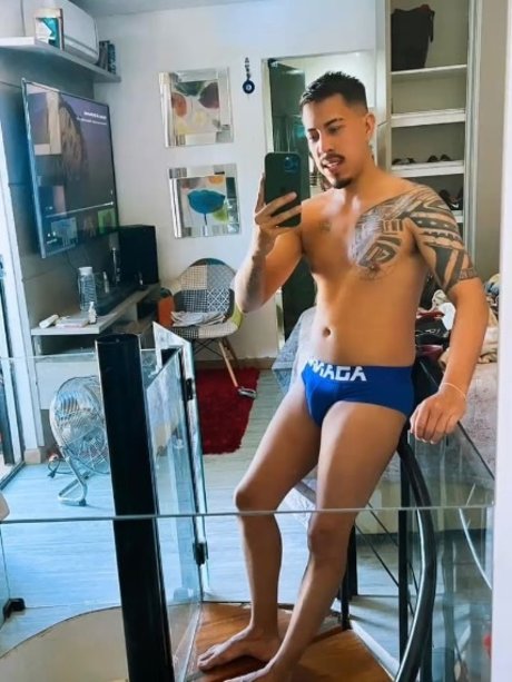 OMartins nudes star gallery