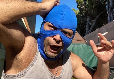 Mr Goonsmokes model perfect picture