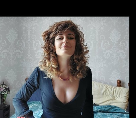 GamerGirl star exclusive image