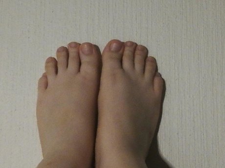 FeetSusi model sex pictures