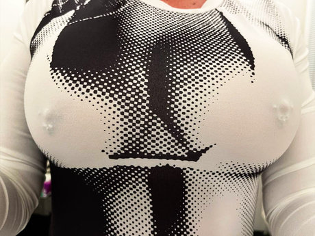 OnlyNaturalGirl star nudes photo