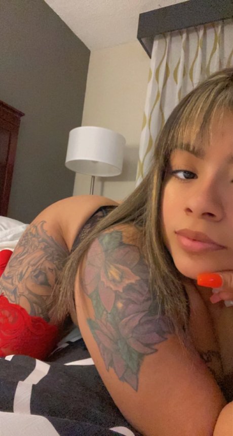 Myaa_ perfect pornstar image