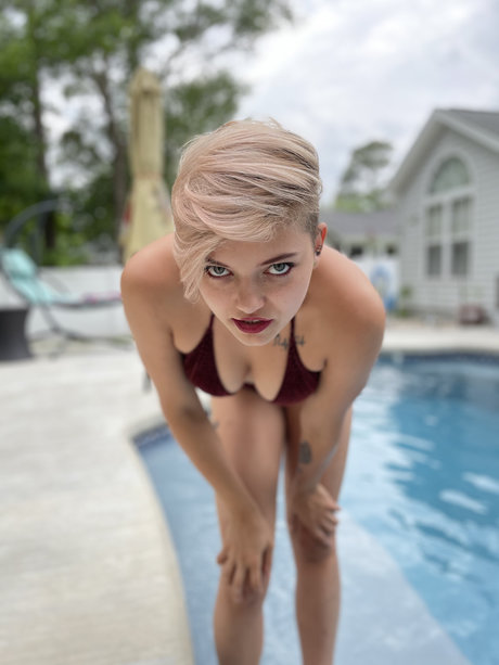 Kirra Kitty pornstar naked picture