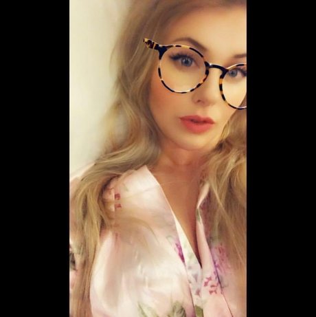 Naked Foot Fetish_ pornographic actress pics