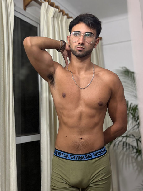 Naickerxx erotic model img