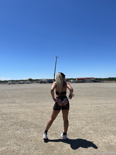 Nadi Hustle pornstar nudes pics