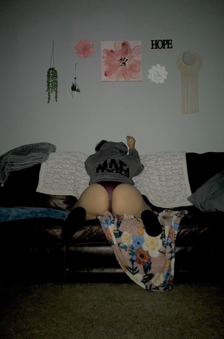 Destiny Nicole naked star img