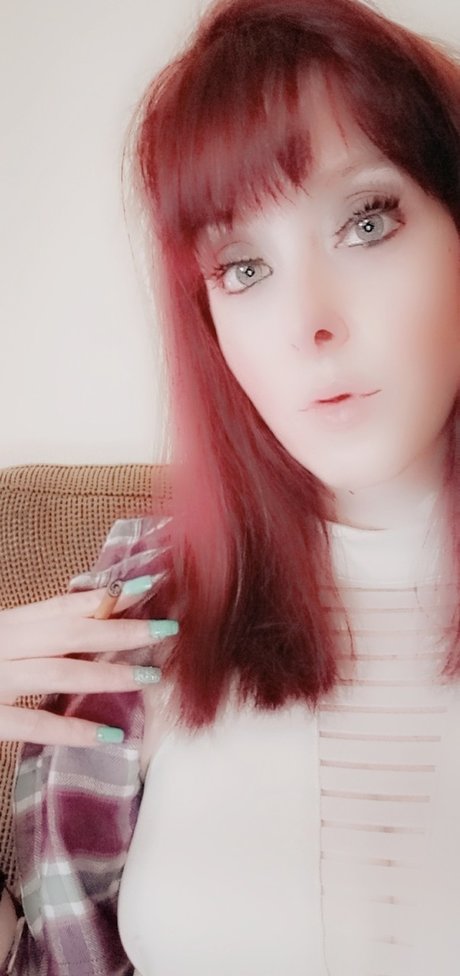 DOES WHAT S TOLD_ sexy model photos