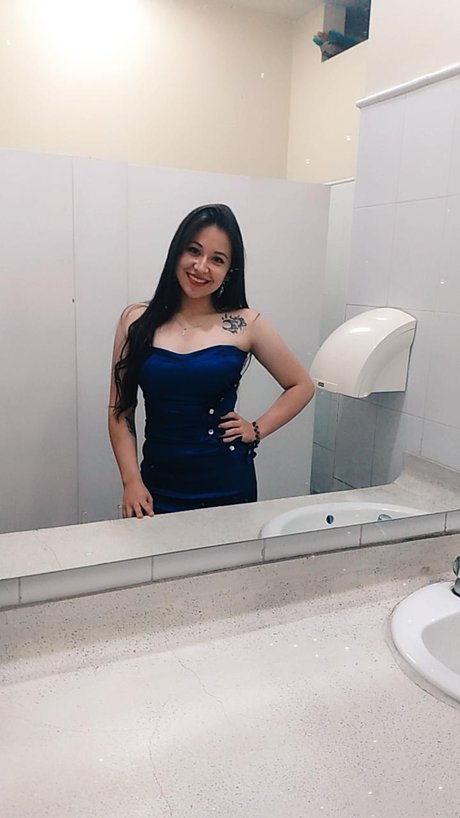 Dani Cam nudes model pictures