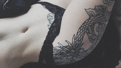 1riv nice pornstar photo