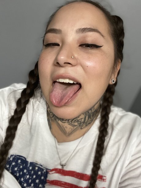 B nasty girl clikk star naked image