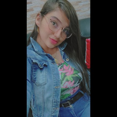 Lisney yuranny sexy model pictures