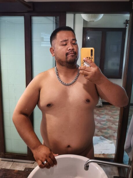 _Natt Black Bear_ star beautiful image