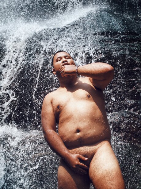 _Natt Black Bear_ model naked gallery