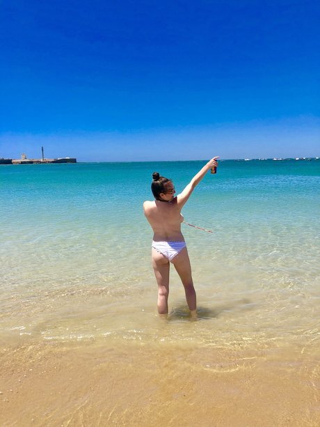 nat rat_ model photos