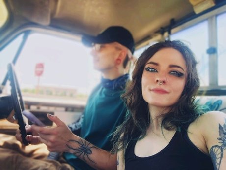 NaTnCaP xxx pornstar image