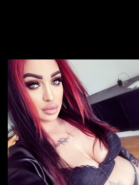 Natasha Floran pornstar pretty pics