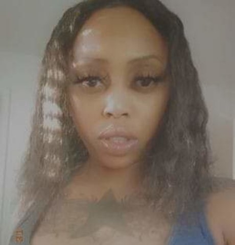 Ikan Makeu Kumm pretty pornstar image