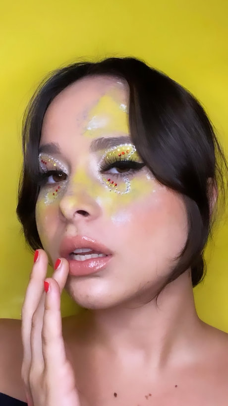 Carolina Fans exclusive model pictures