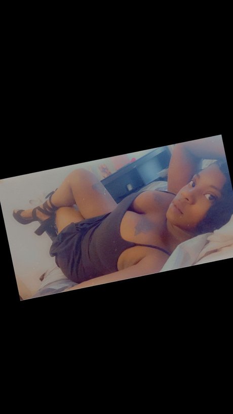 I m her_ star exclusive gallery