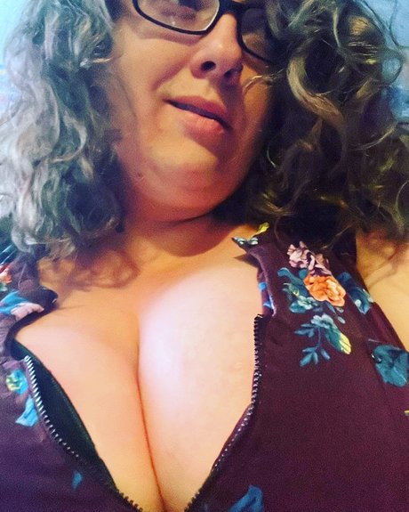 Freyaa naked star picture