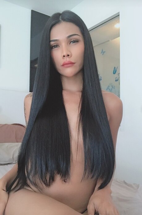 French Baguette star porn photos