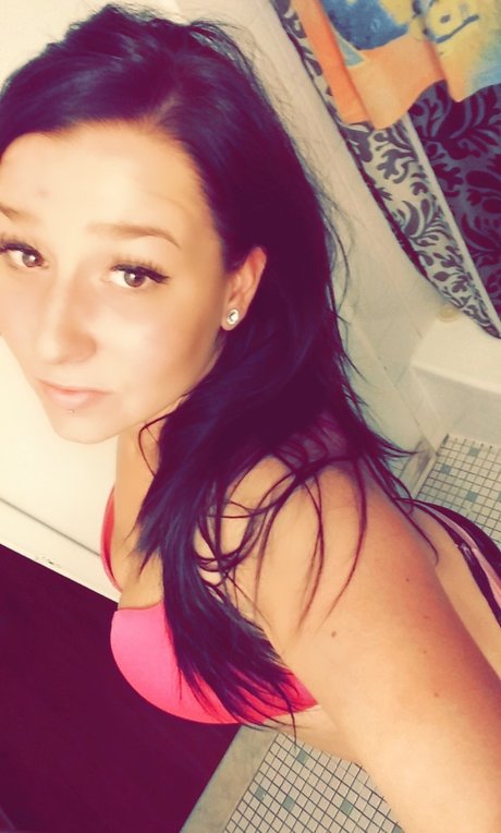 Curvysaxxxy pornstar beautiful image