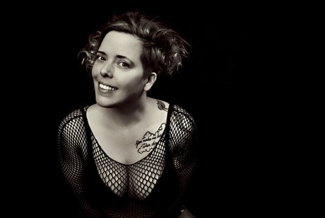 Carly Morgan model adult pics